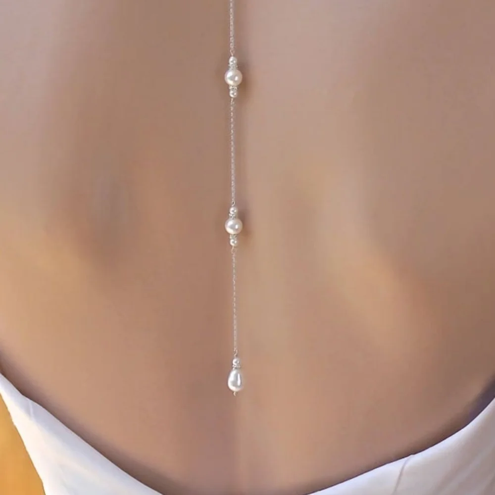 Elegant Silver Pearl Jewelry Set - Picture 2 of 5